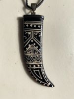 Büffel Horn Anhänger 7cm Hand geschnitzt