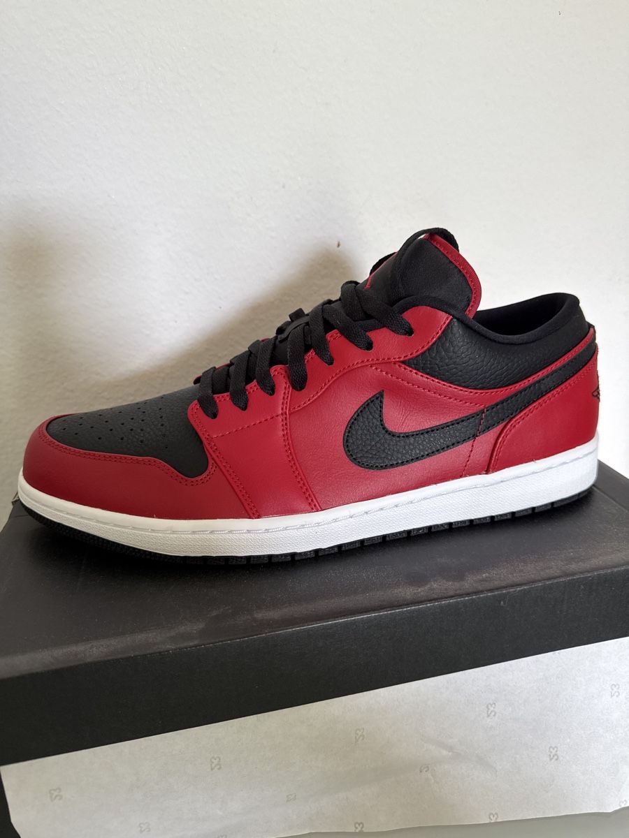 Jordan Herrenschuhe: Air Jordan 1 Low Grösse 48.5 – Neu (gemäss Beschreibung) aus Winterthur von Apple_verkauf 1