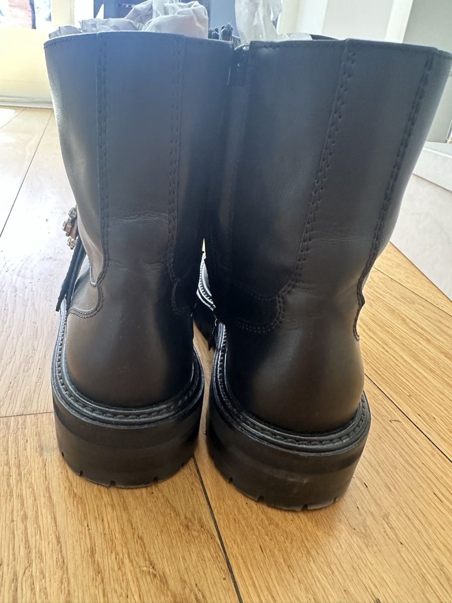 Jimmy Choo Scarpe da donna: Jimmy Choo leather combat boots size 38.5 – Nuovo (secondo la descrizione) da Geneve venduto da iri_dr5s 4