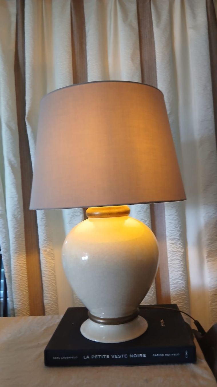 Lampes: Große Stehlampe – D'occasion à Herrliberg par Kagor