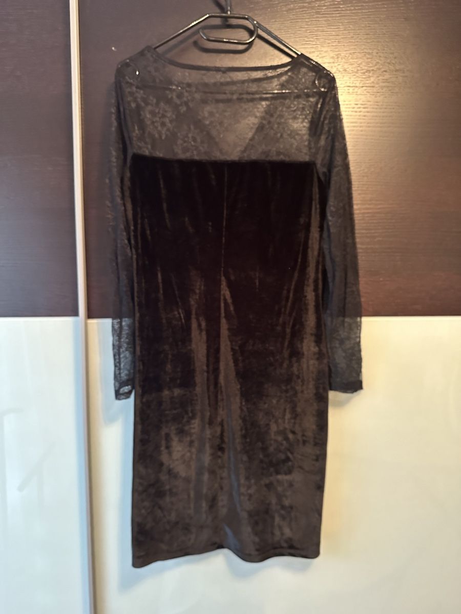 Vestiti: Samtkleid mit Spitze schwarz Gr. 40/42 – Nuovo (secondo la descrizione) da Altendorf venduto da Eastwick4 6