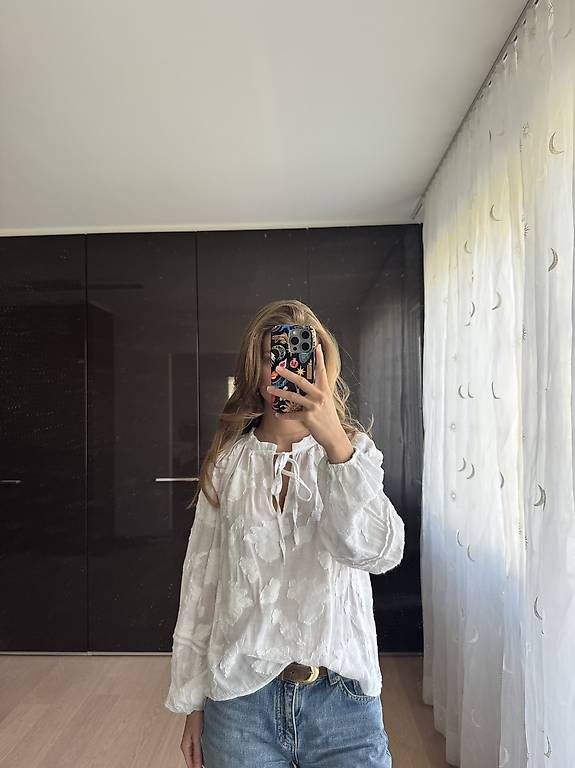 Camicette: Bluse mit Blumenstickerei Boho – Usato da St. Gallen venduto da sch_t97h