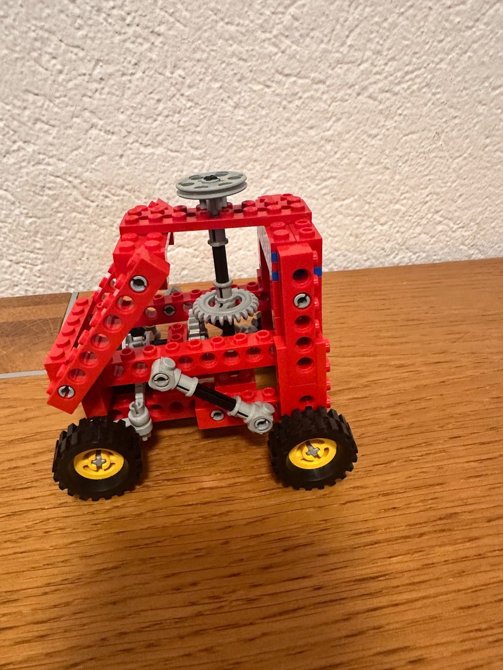 Lego Kit di costruzioni: Lego Technic 8024 Universal Set – Usato da affoltern am albis venduto da bakee 1