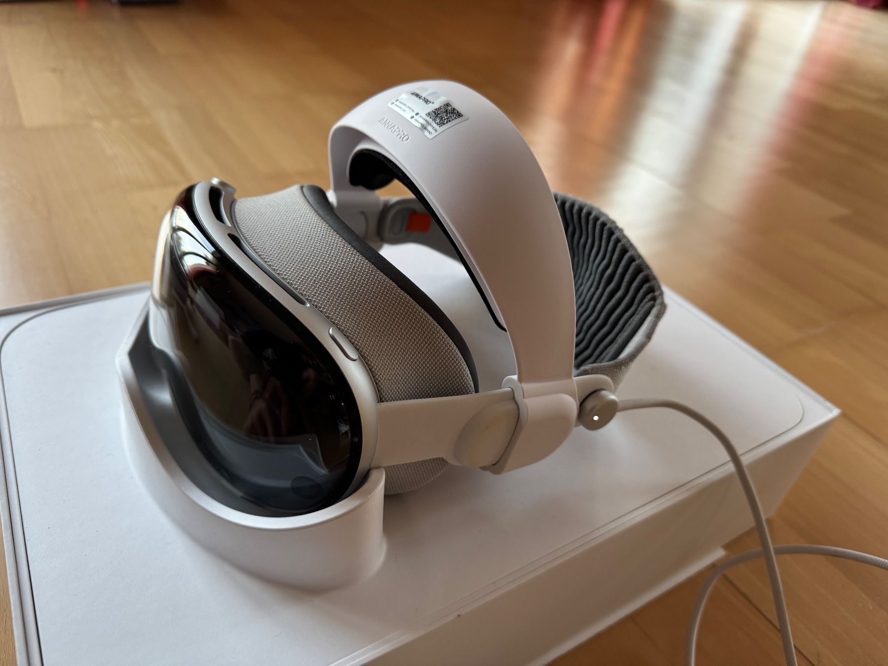 Apple VR Brille: Apple Vision Pro 1 TB with accessories - Excellent condition – Neu (gemäss Beschreibung) aus ST-CERGUE von jonasviatte 2