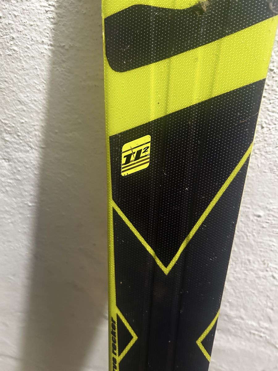 Skis: Salomon Ski R11 Max – D'occasion à Hombrechtikon par hug_5syk 1