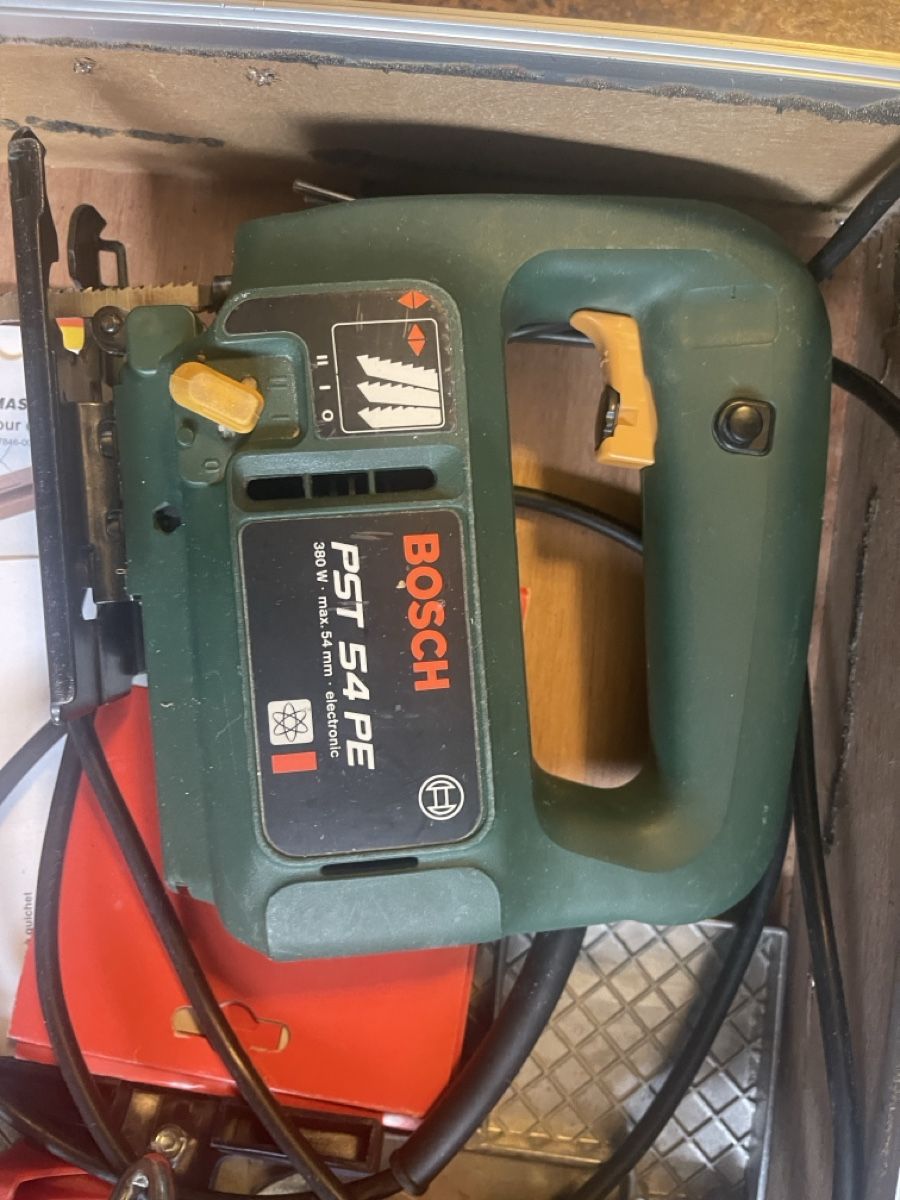 scie sauteuse filaire Bosch PST 54 PE Electronic (380 W) (Gebraucht) in ...