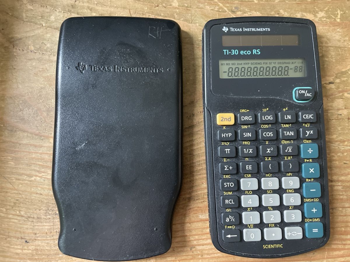 Texas Instruments Calcolatrici tascabili: Taschenrechner TI-30 eco RS Texas Instruments – Usato da Winterthur venduto da cheerio97