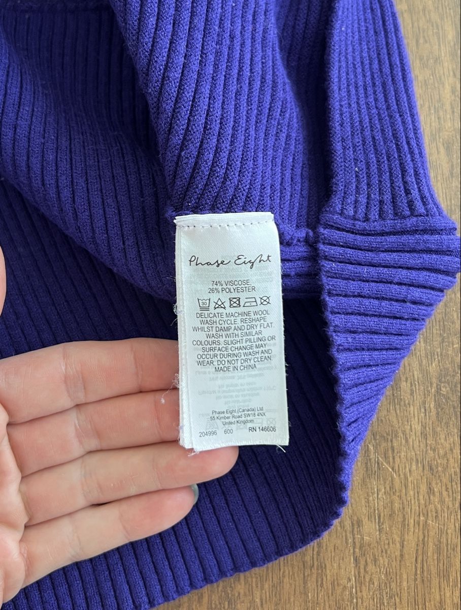 Phase Eight Vestiti: Phase Eight UK12 violett Strickkleid – Usato da Tagelswangen venduto da Bomu 4