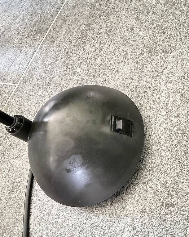 Lampade: Schwarze Schreibtischlampe – Usato da Chur venduto da van_6qs7 1