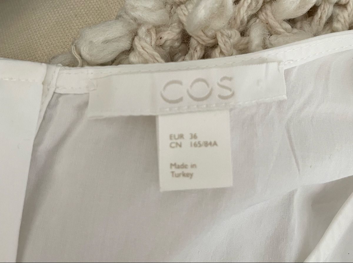 Cos Camicette: COS Bluse, weiss, Gr. 36 – Nuovo (secondo la descrizione) da Frauenfeld venduto da annstella95 4