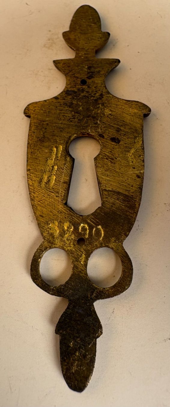 Ferramenta: VINTAGE SCHLÜSSELLOCH BLECH – Usato da Ostermundigen venduto da wini63 1