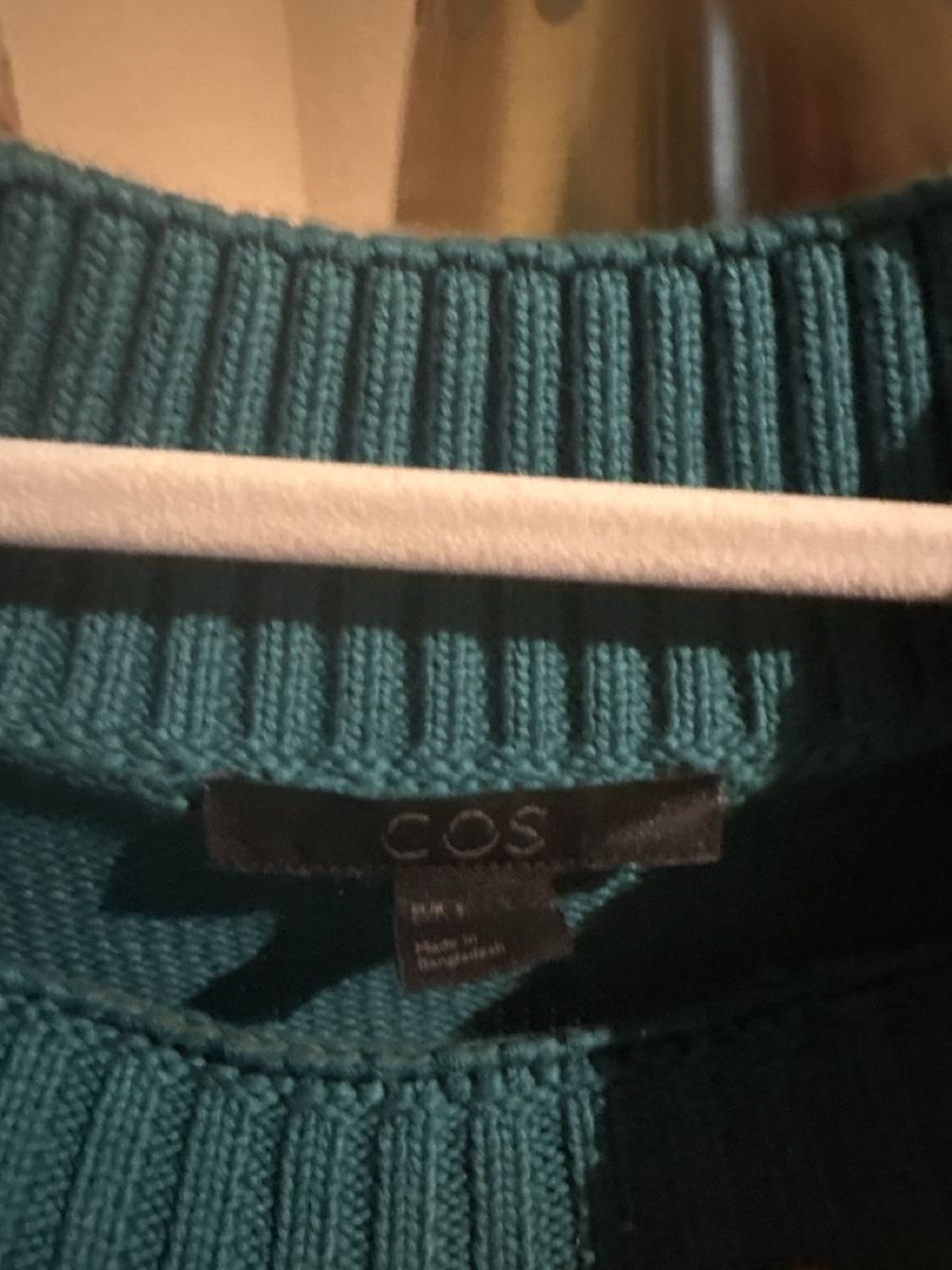 Cos Top: Pull à manches courtes COS couleur bleu sarcelle taille M – Usato da Satigny venduto da gig_rn62 1