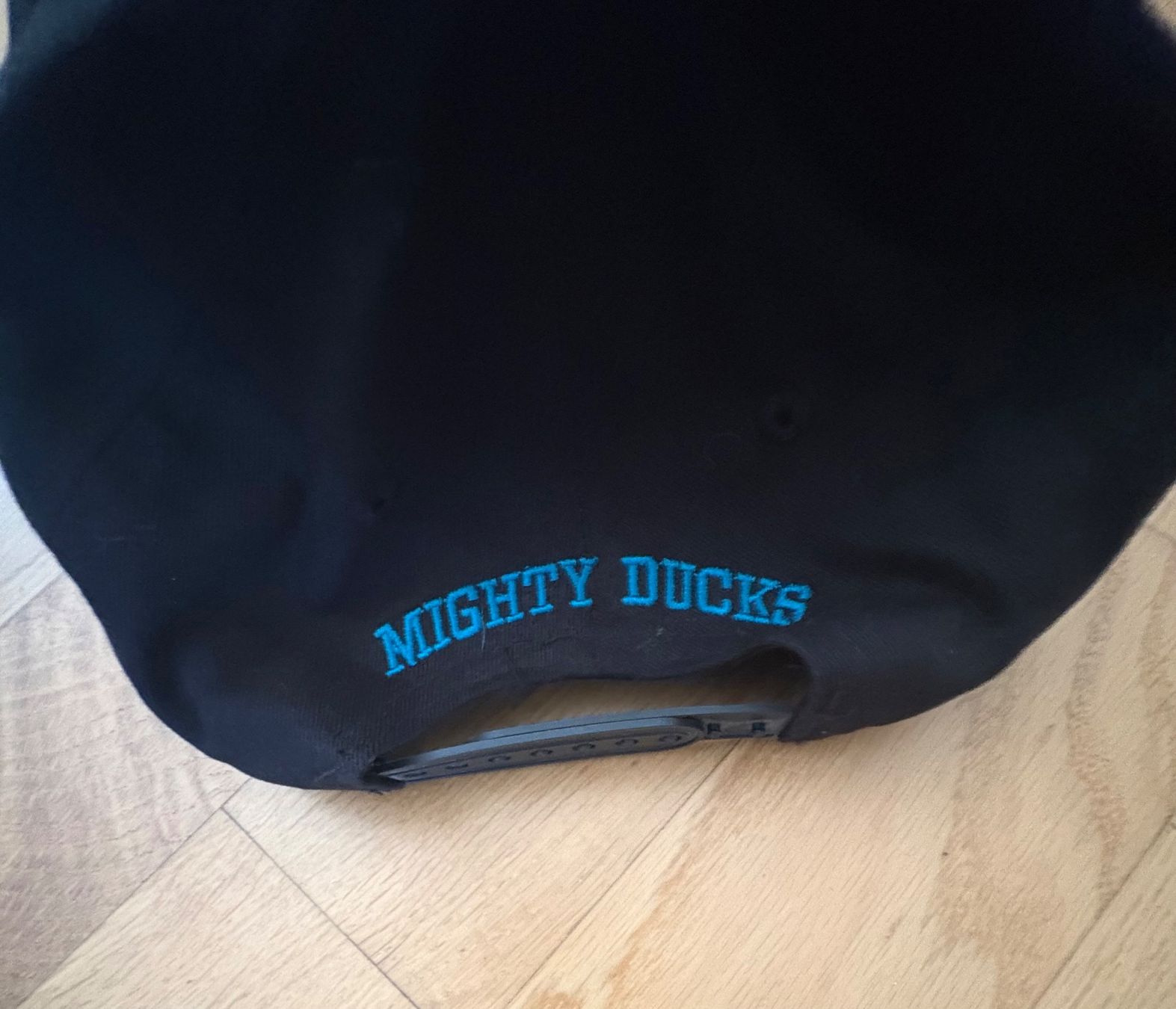 Copricapi, berretti & cappellini: Cape Anaheim Mighty Ducks – Usato da Sion venduto da Auth_jersey 2
