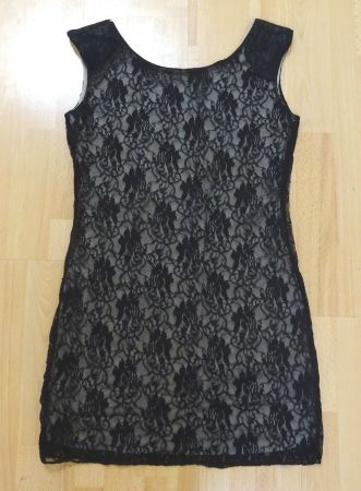 Neues Spitzenkleid - schwarz - Grösse M/L