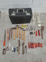 Werkzeugtasche mit verschiedenen Werkzeugen