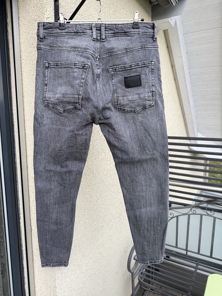 Zara Jeans: Coole ZARA Stretch Jeans 42 – Usato da Sirnach venduto da sirni 1