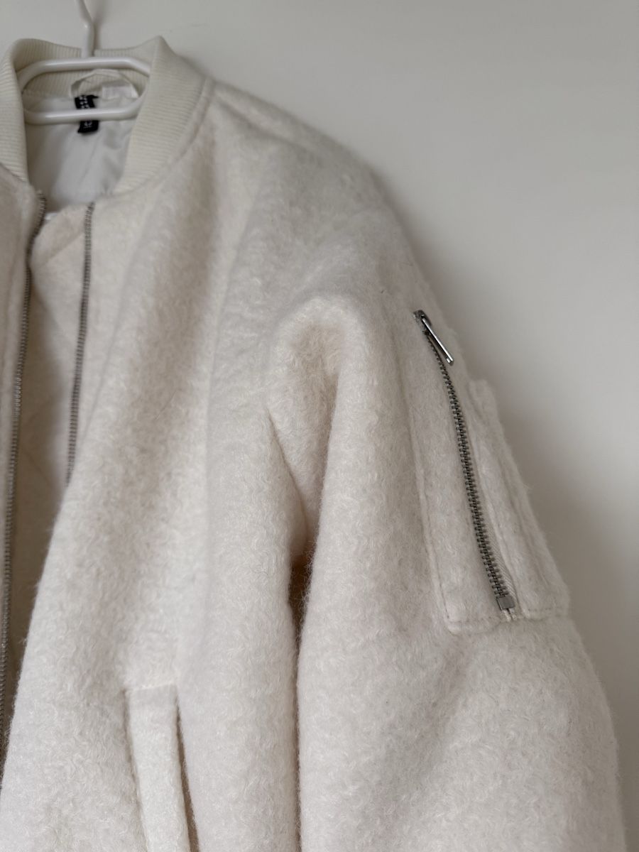 H&M Vestes: Bomber épais moumoute – D'occasion à Monthey par sen_6ckr 1