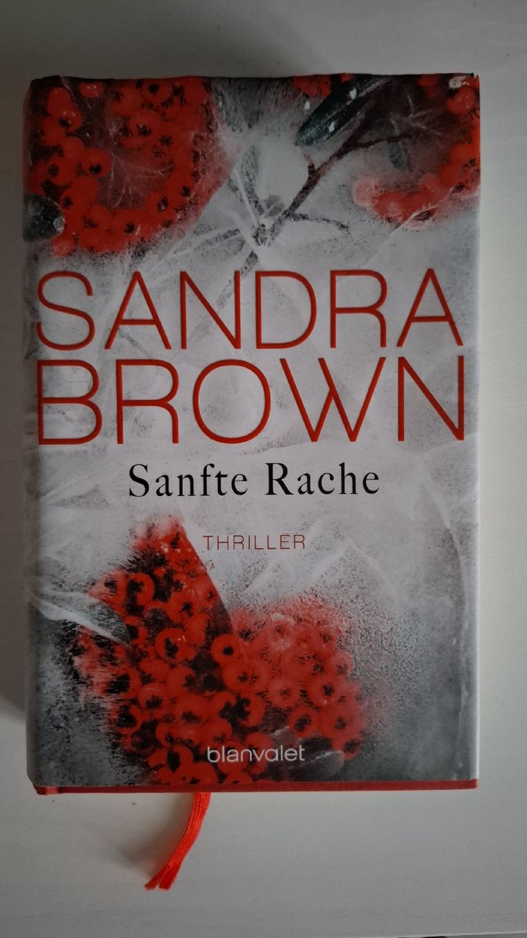 Livres: Sandra Brown, Sanfte Rache, Thriller  – D'occasion à Emmen par Tigerlady 1