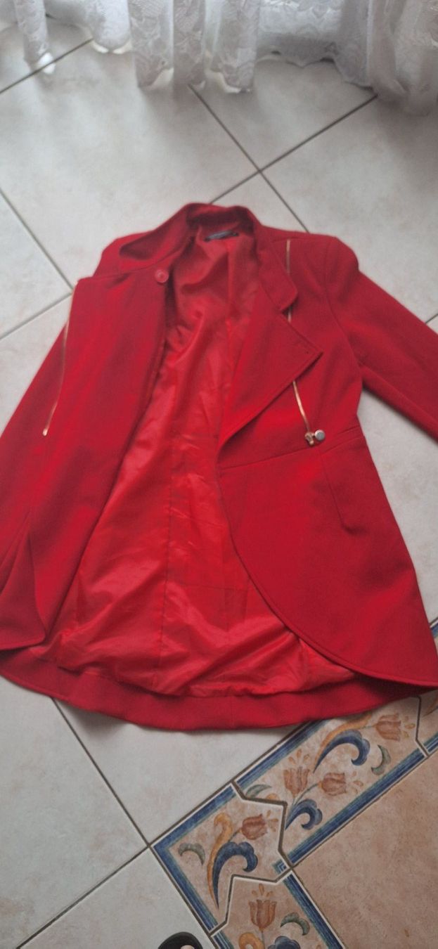 Vestes: Veste longue Rinascimento Taille M – D'occasion à St-Triphon par Jldr0 3