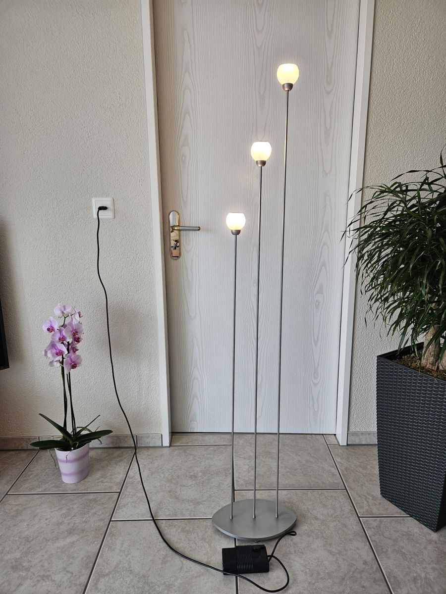 Lampen: Lampe avec réglage de l’intensité – Gebraucht aus Port von granitod 1