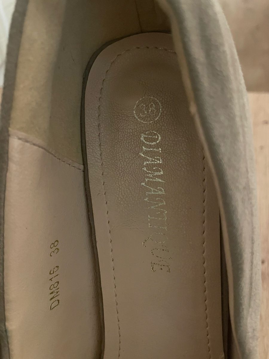 Scarpe da donna: Scarpe Diamantique estive scamosciate 38 – Usato da Dietwil venduto da pao_q5hy 7