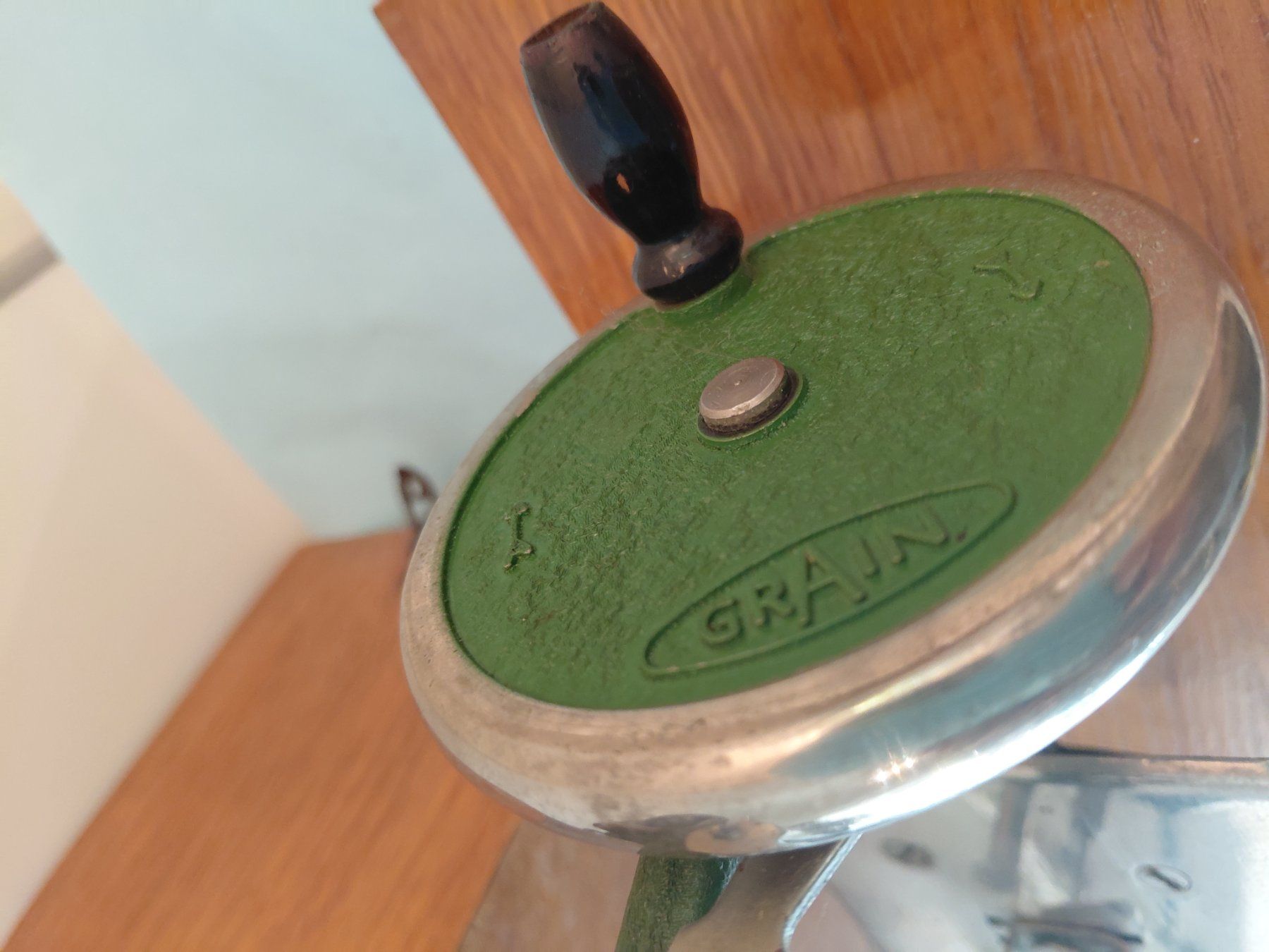 Spielzeuge: Kindernähmaschine GRAIN – Gebraucht aus Zürich von Rosys 4