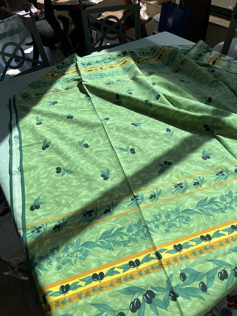 Autre linge de table: Grande nappe rectangulaire neuve – Neuf avec emballage d'origine à Genève par rol_v8q2 2