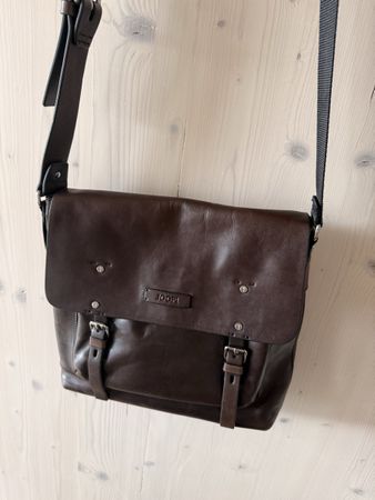 Wertige Joop Ledertasche