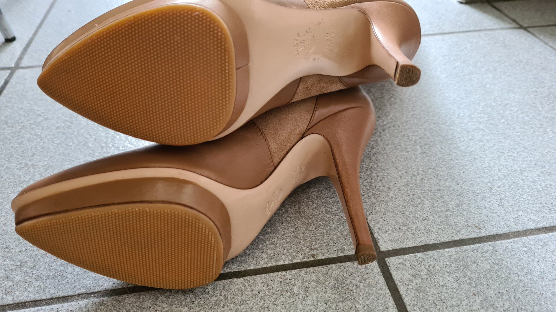 Bally Damenschuhe: Bally Wildleder Stiefel neuwertig gr 38 – Gebraucht aus Zürich von Isa0111 3
