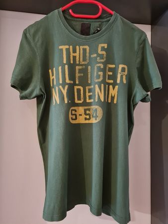 Neuw. Tommy Hilfiger T'Shirt - grün - Gr.S