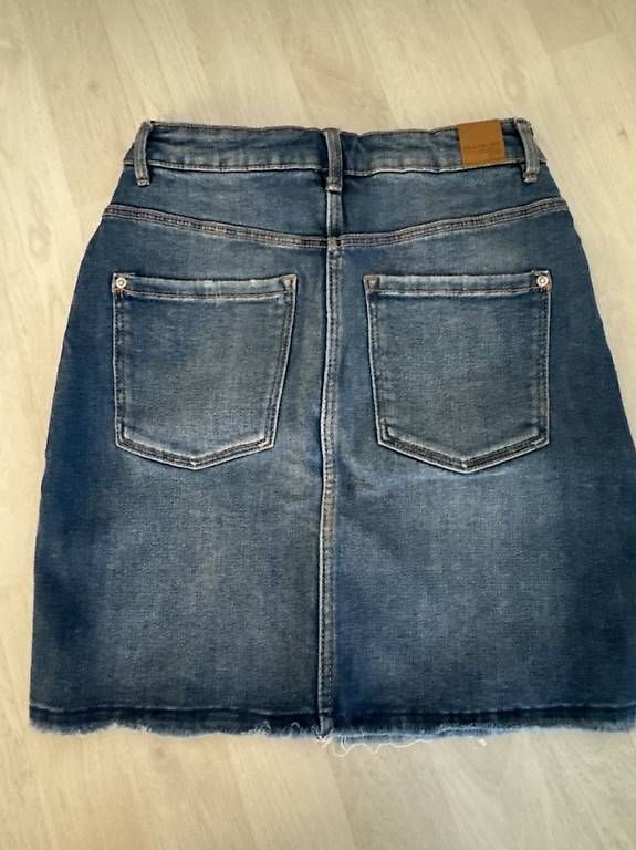 Zara Gonne: Zara Jeansrock XS, Minirock – Usato da Brüttisellen venduto da Ariana-24 1