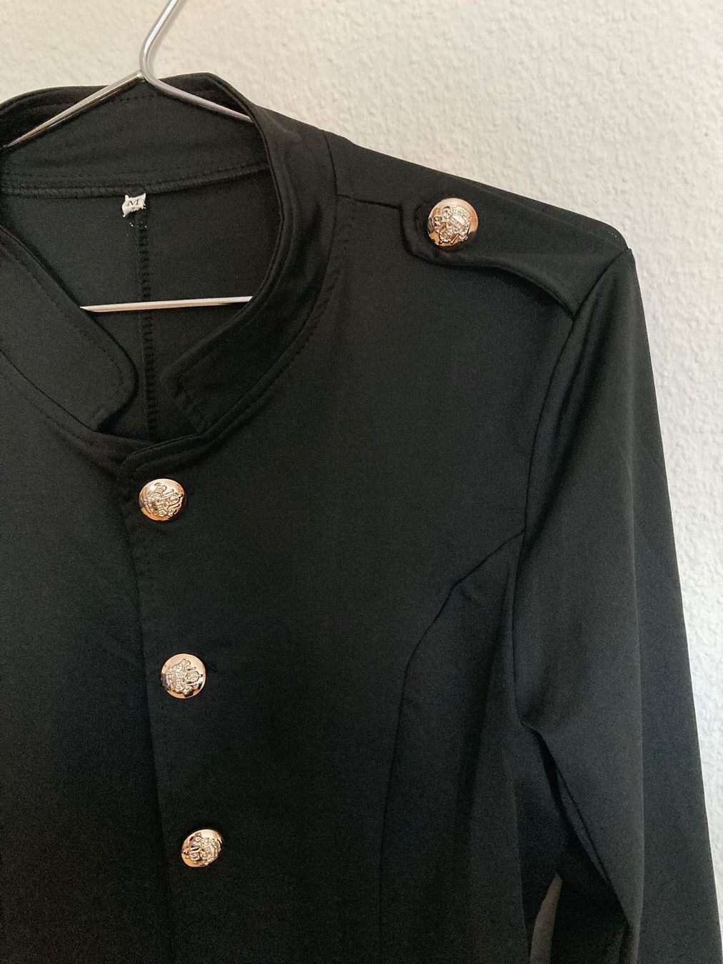 Giacche: Langer Kunstoff-Blazer schwarz – Usato da Zürich venduto da julia_le 1