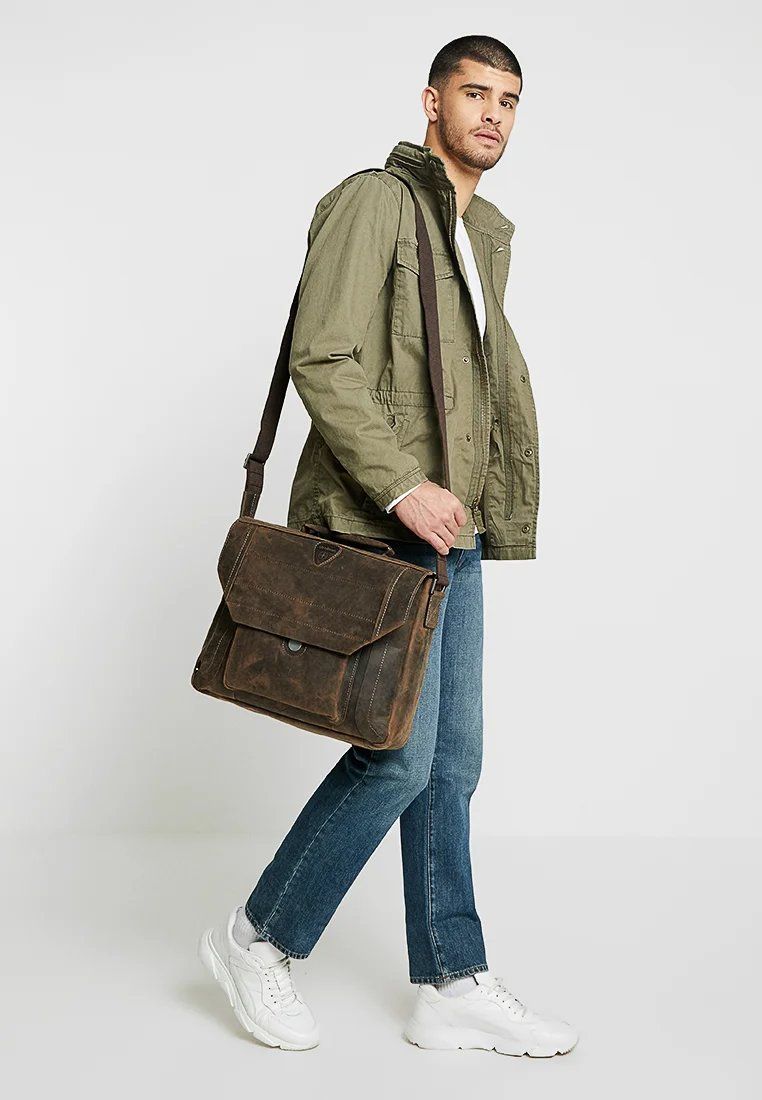 Koffer & Taschen: Strellson Hunter Aktentasche – Gebraucht aus Zollikofen von  2