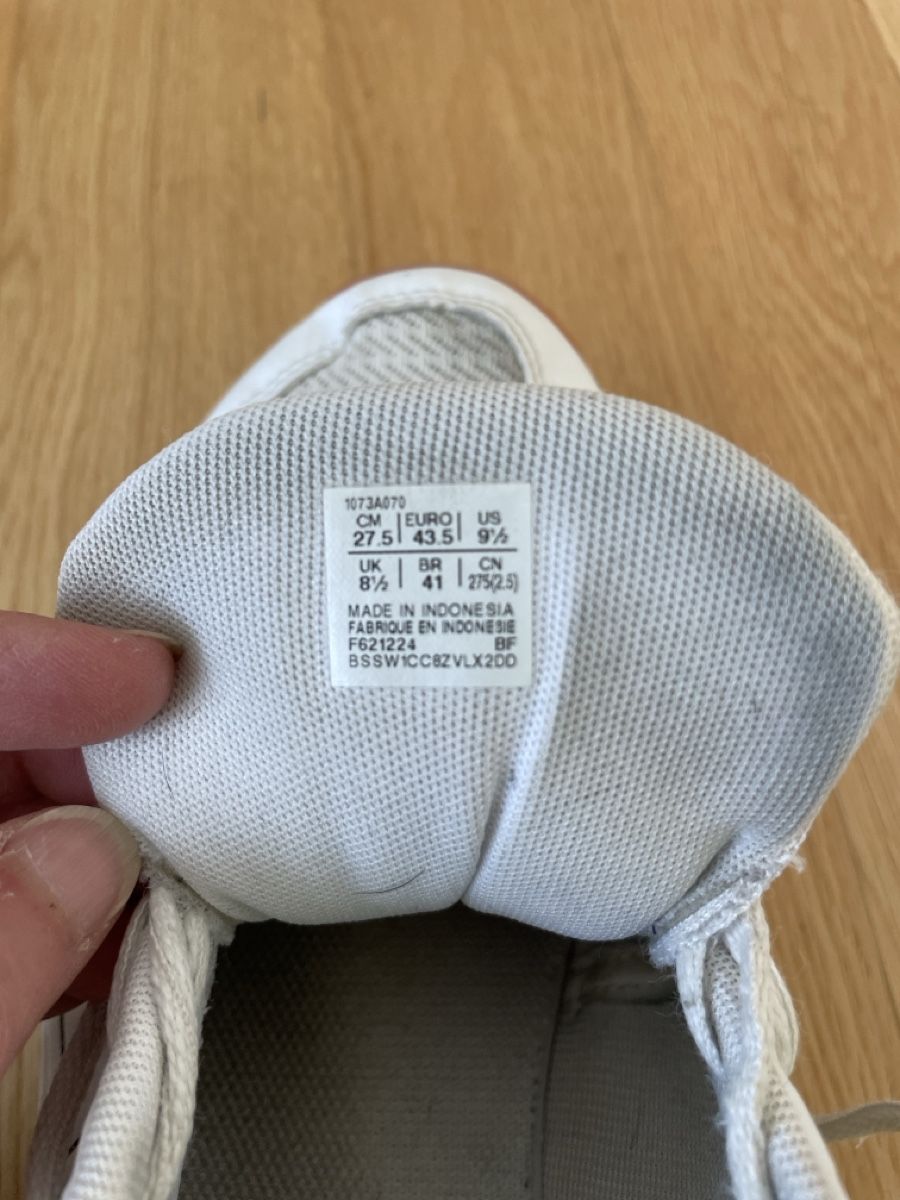 Asics Scarpe da uomo: Asics Hallenschuhe Gr. 43.5 – Usato da Allschwil venduto da DoRo7 3