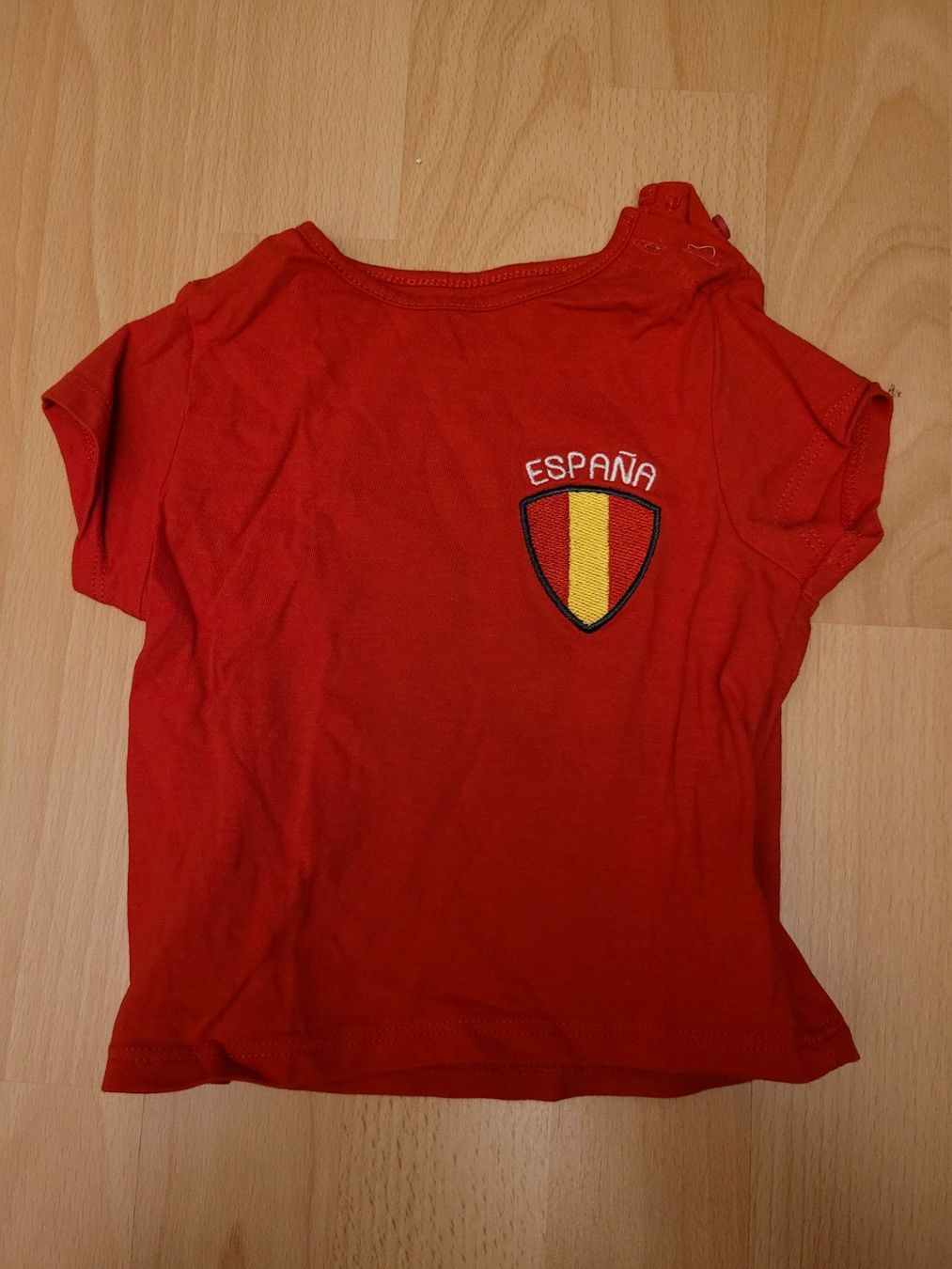 Chemises, Tops & T-shirts: T-Shirtgr. 68 – D'occasion à Inwil par Flower2325