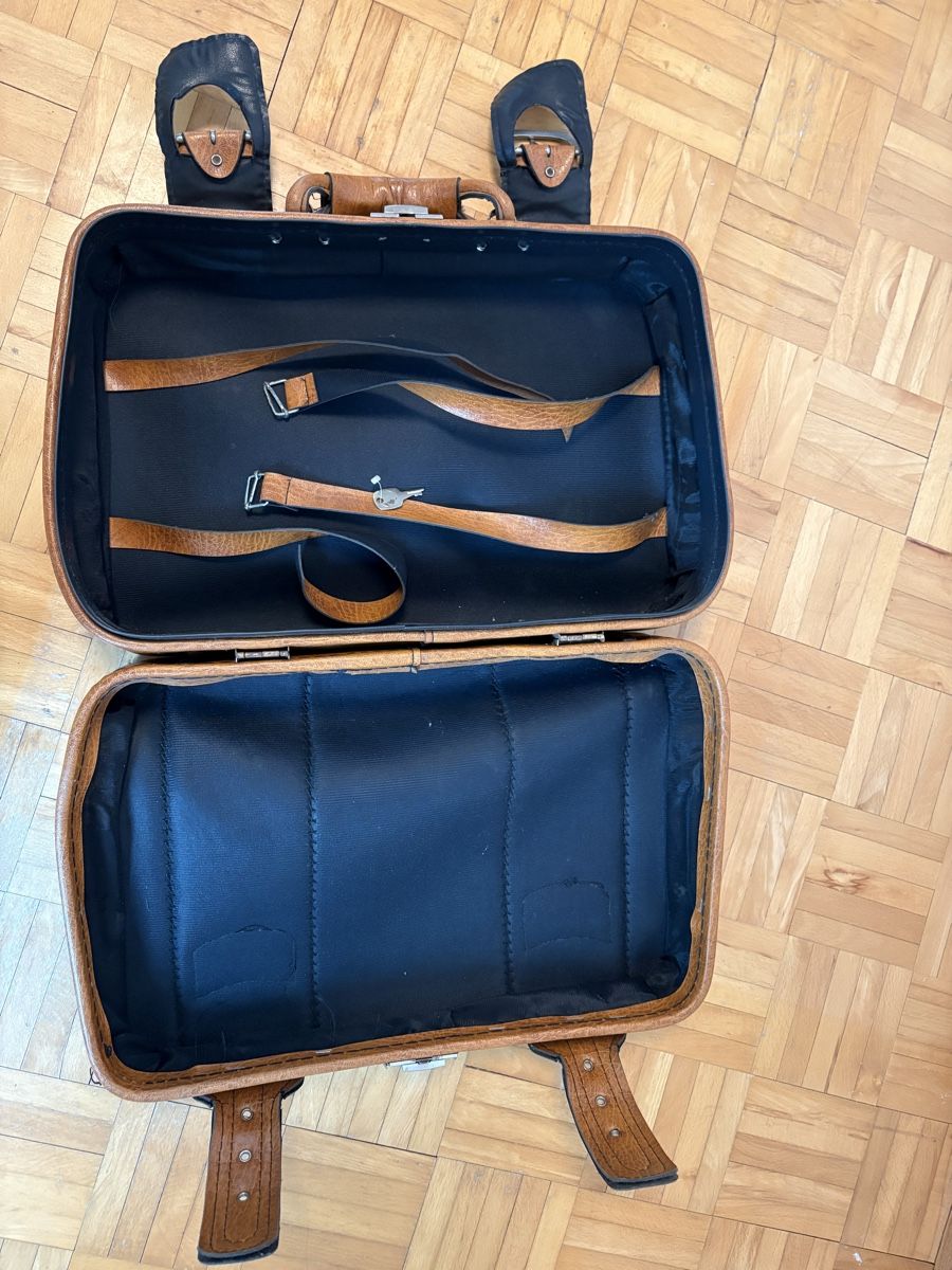 Valigie: Leder Koffer Braun mit Schlüssel – Usato da Basel venduto da pet_jr2z 1