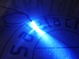 LED 5mm verkabelt, 12V DC, klar/blau