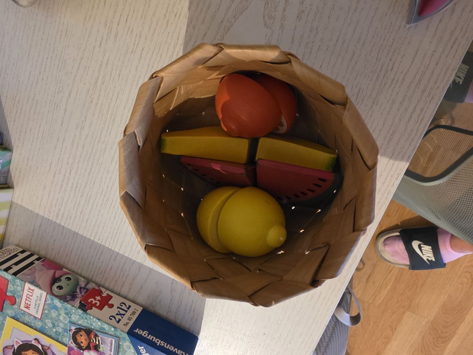 Spielzeuge: Holzfrüchte – Gebraucht aus Dietlikon von BKH 1