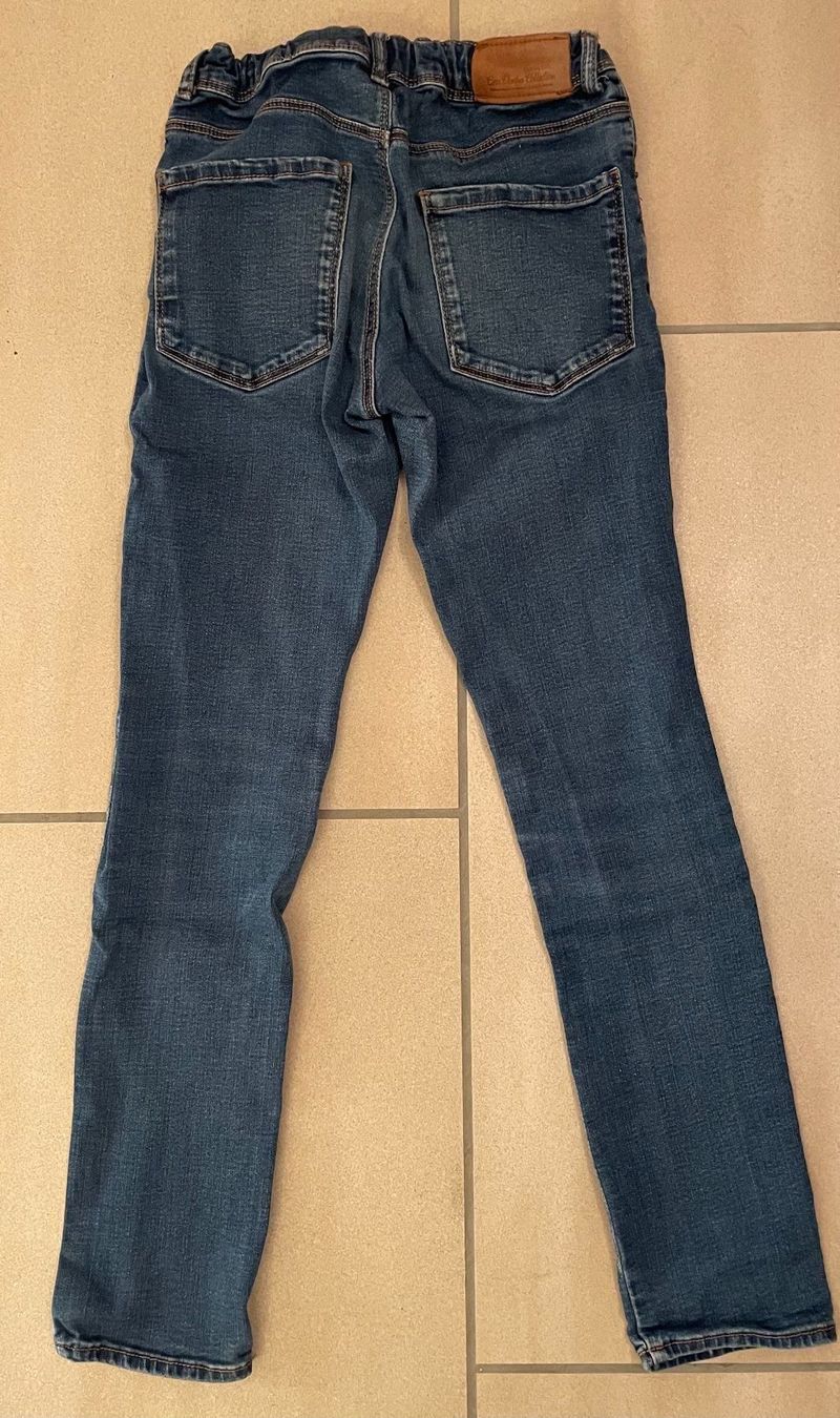 Zara Pantaloni: Mädchen Jeans von Zara Gr. 128 – Nuovo (secondo la descrizione) da Schaffhausen venduto da London114 1
