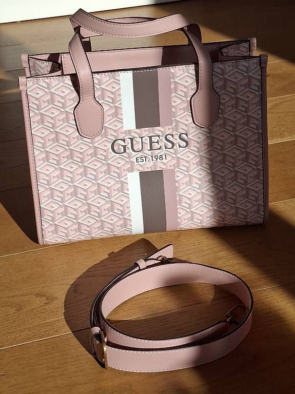 Guess Borse da donna: Guess Tasche Rosa – Usato da Kriens venduto da nin_52cn 4