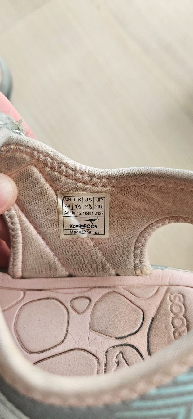 Scarpe per ragazze: Sommersandale von Kangaroos, Gr. 34 – Usato da Zell ZH venduto da gscho 3