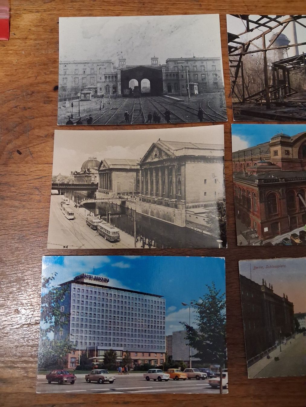 Cartoline postali: 8 Postkarten von Berlin Allerlei – Usato da Zürich venduto da rald 1
