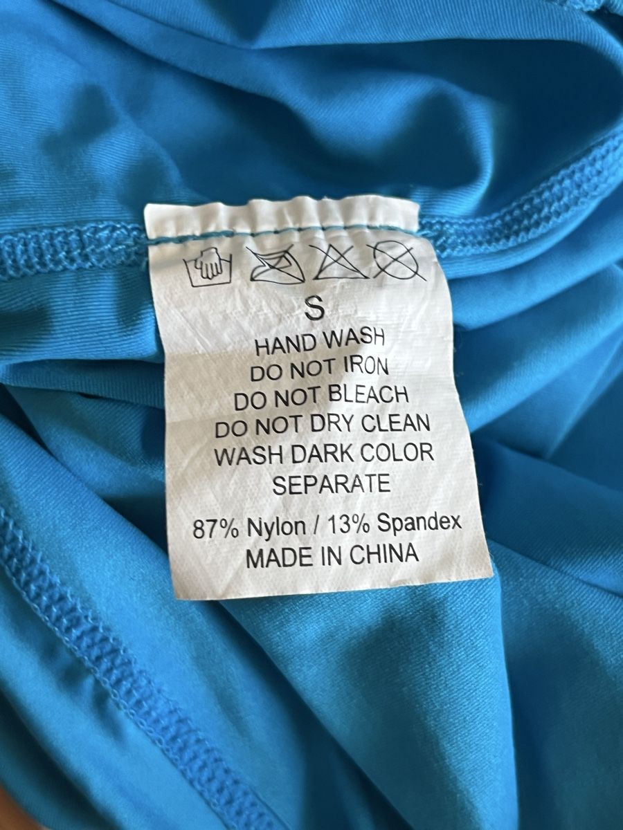 Mystic Costumi da bagno & Bikini: Mystic Lycra Shirt Grösse S – Usato da Frauenfeld venduto da heyLani 4