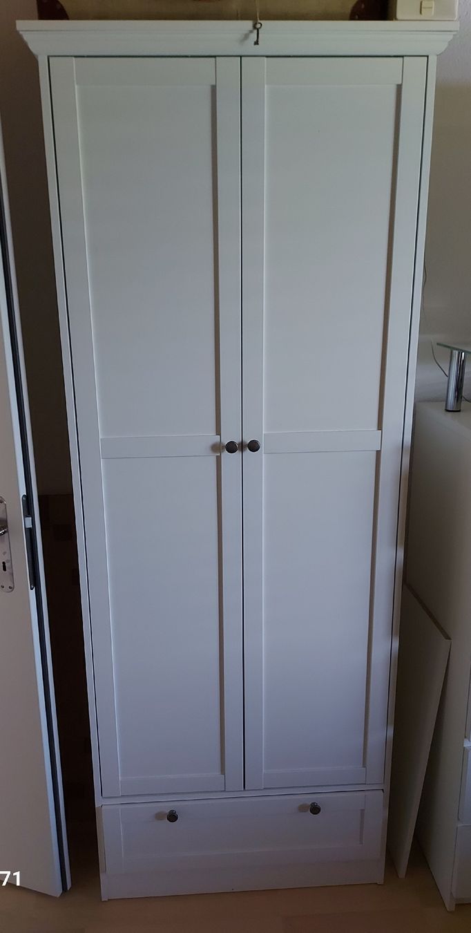 Armadi: Kleiderschrank weiss – Usato da Rumisberg venduto da AaronRodgers81