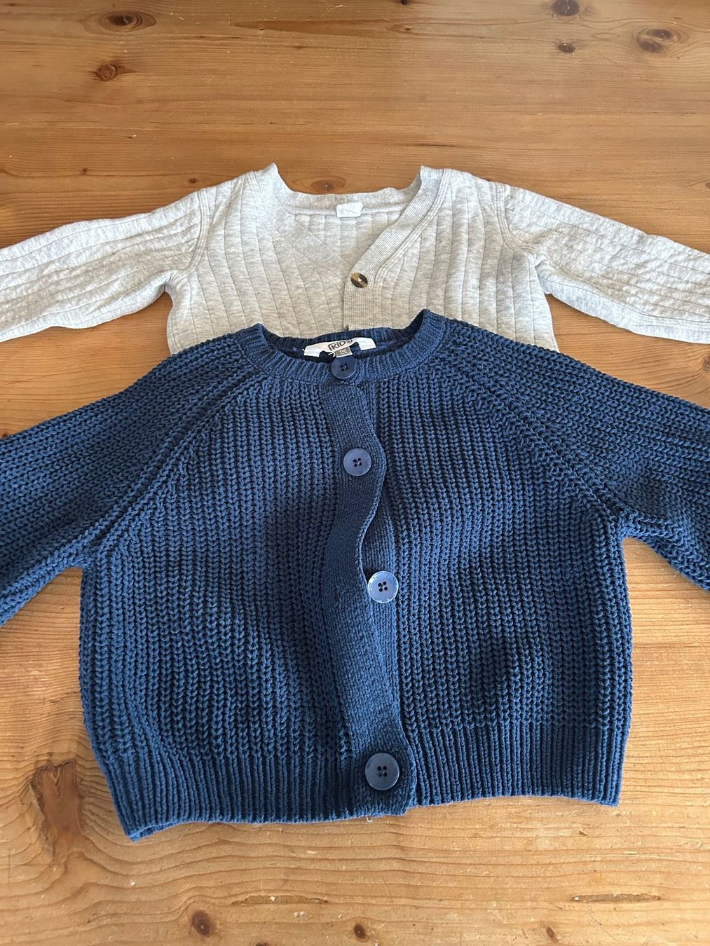 Kleiderpakete & -sets: Kleiderpacket Grösse 98/104 Herbst/Winter – Gebraucht aus Winterthur von RubenK23 7