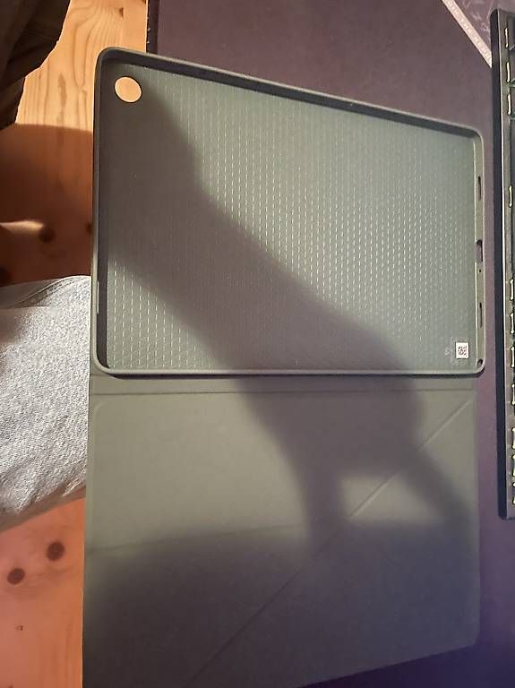 Coques & Sacs: Samsung Book Cover A9+ – D'occasion à Appenzell par Andreasf7