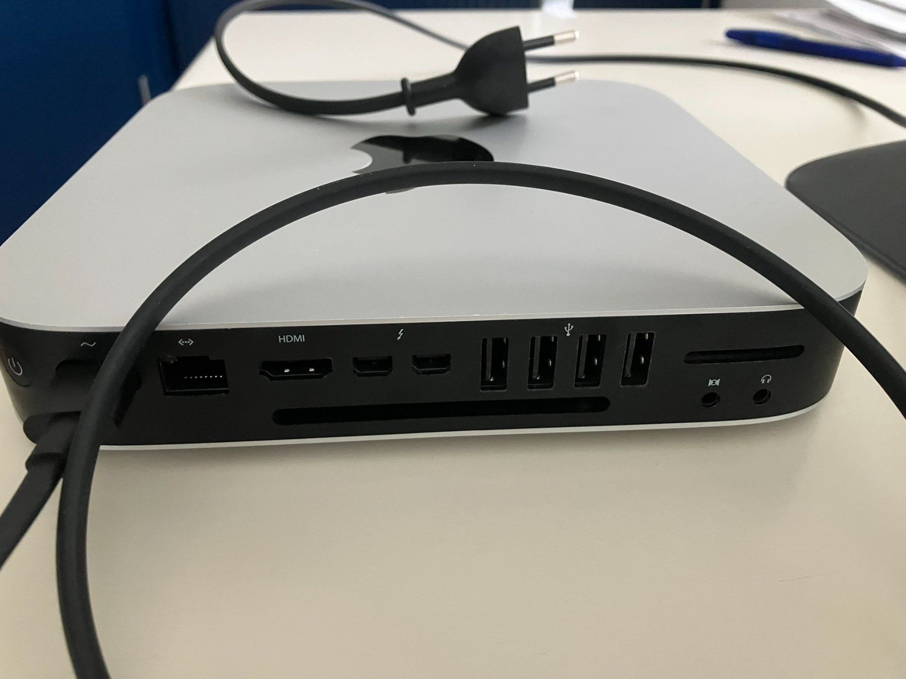 Mac Mini / 2014 / 8GB / 256GB M.2 SSD / Windows 11 Pro (Gebraucht