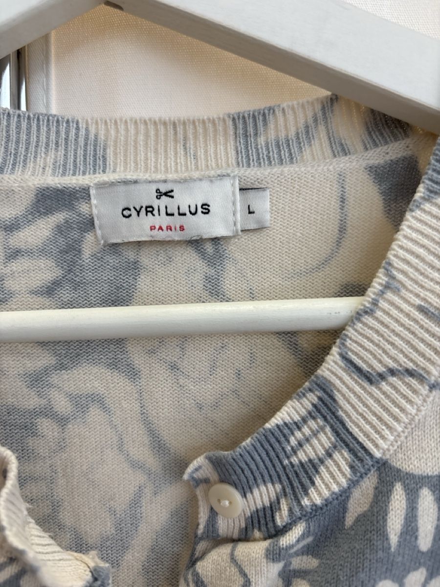 Cyrillus Vestes: Cyrillus Strickjacke Blumenmuster Grösse L Baumwolle  – D'occasion à Burgdorf par VouSchoen 1