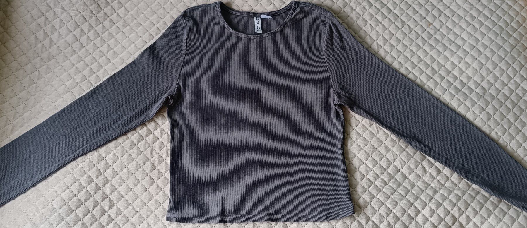H&M T-shirt: Ribbed Longsleeve – Usato da Pfäffikon sz venduto da Suim
