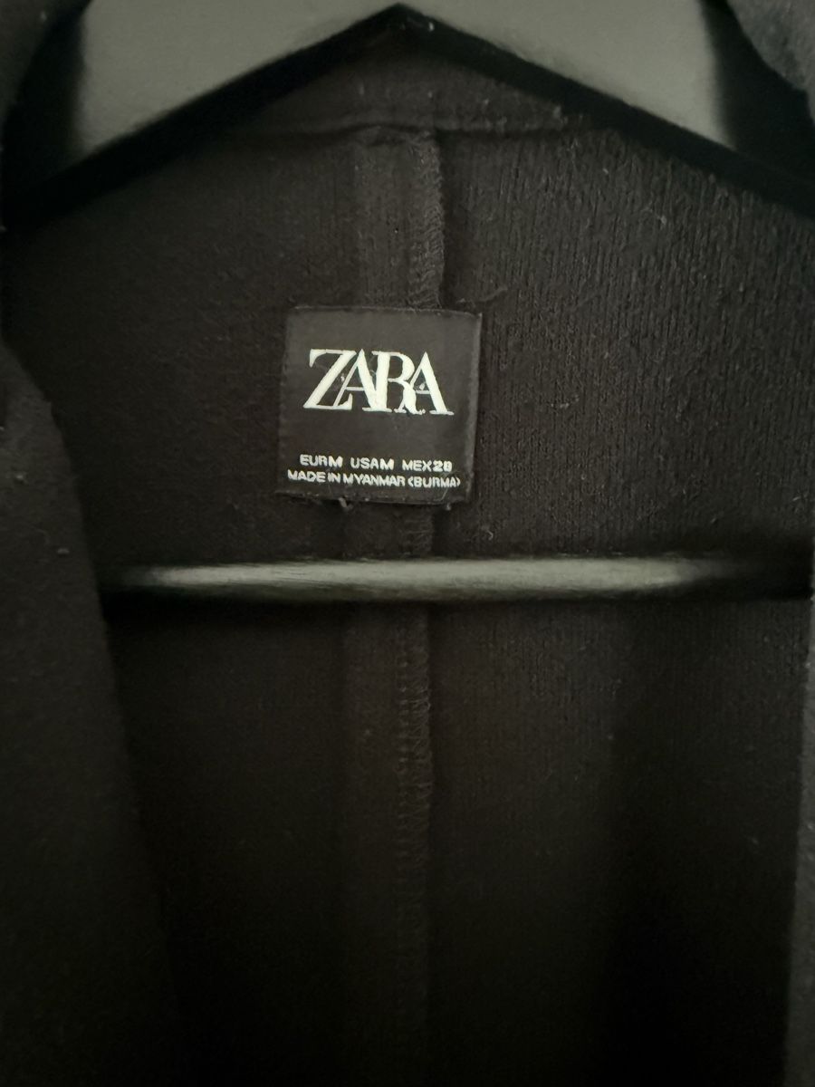 Zara Cappotti: Schwarzer Zara Mantel Gr. M – Usato da Ennetbaden venduto da mel_cs5j 2